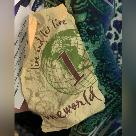 Quantum Hologram Long sleeved Top with sequin collar and folds - Picture 5 of 6